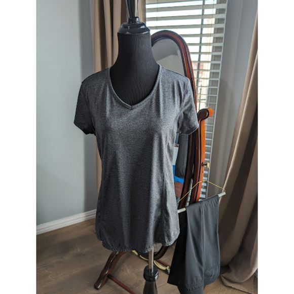 {3 for $15} Danskin Now TShirt - Picture 1 of 5